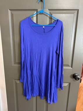 Women's Long Sleeve Swing Tunic Top in Purple
